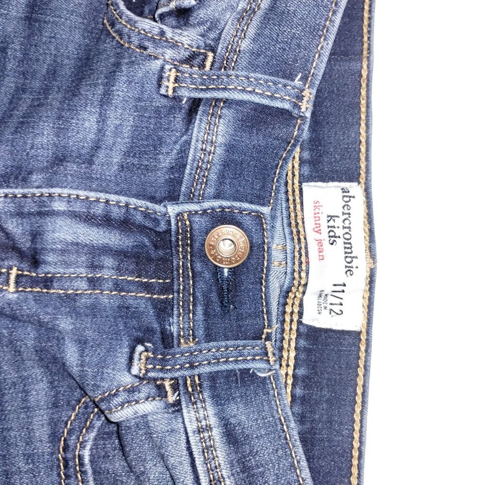 Abercrombie Kids Skinny Distressed Blue Jeans size Girls 11/12